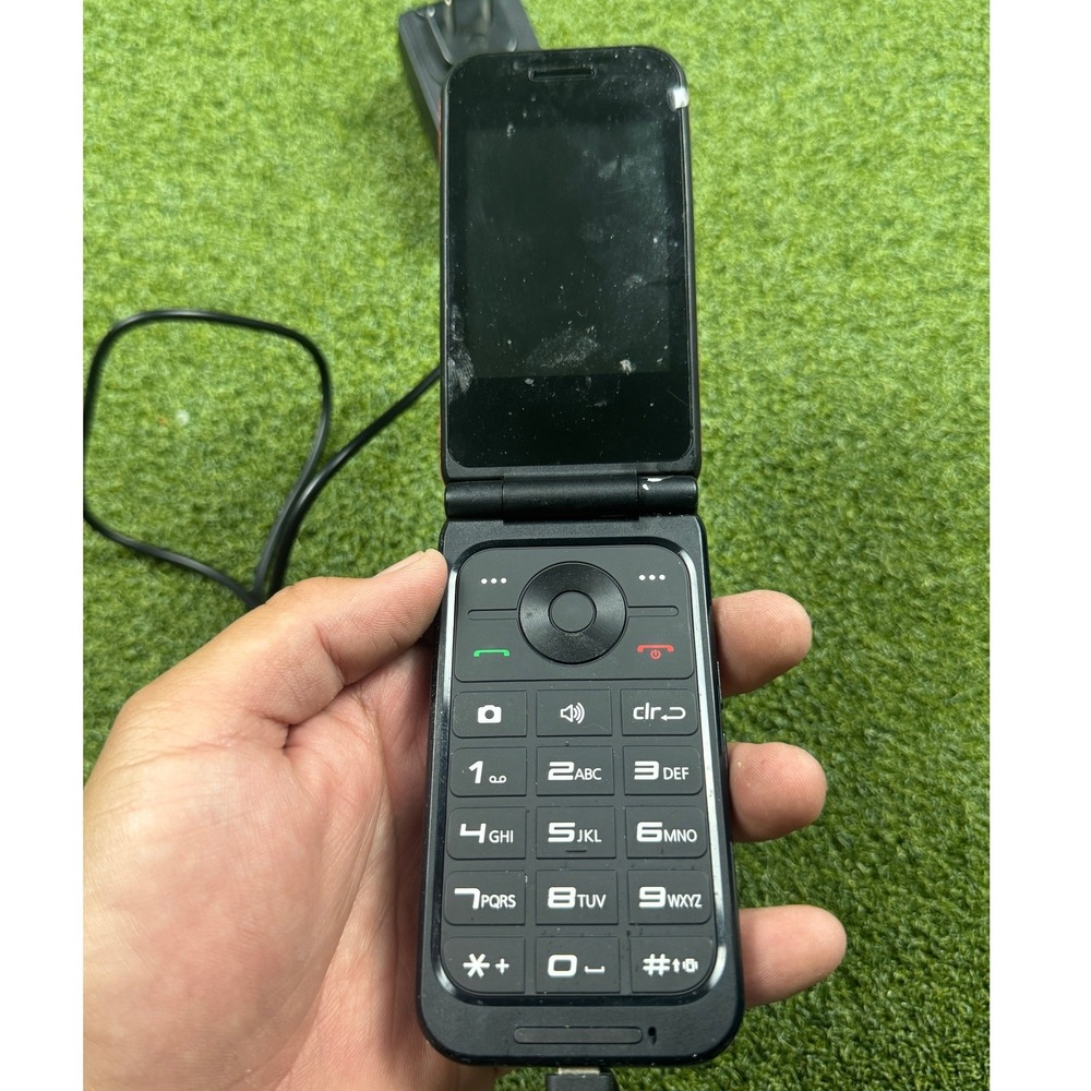 ZTE Cymbal-C Z233VL Flip Phone Consumer Cellular 4G LTE Camera Red Phone - Picture 2 of 3